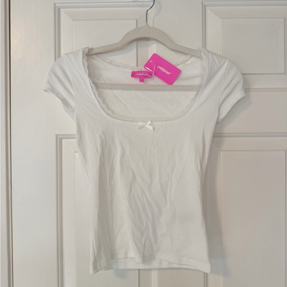 Edikted Priscilla Lace Trim T-shirt